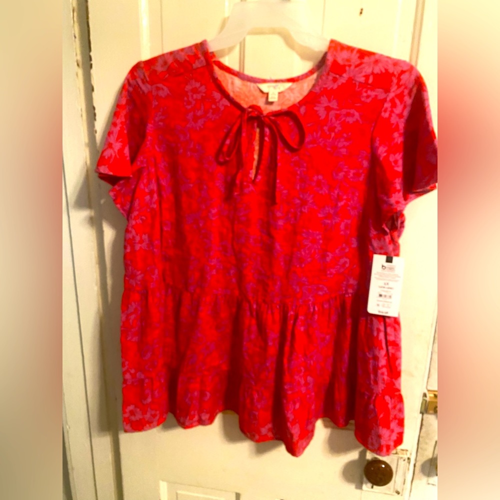 Ladies red light top